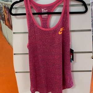 The Nike Tee Women’s Running Tank Size Large